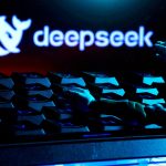 Startup chinesa de IA DeepSeek lança modelo atualizado com suporte a chips domésticos
