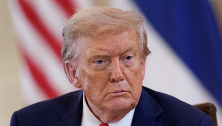 Dazi al 15% su auto e farmaci, la conferma da Usa e Ue