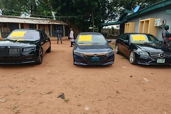 Ogun Customs Intercept 3 Smuggled Exotic Cars, Including A Rolls-Royce Ghost With DPV Of N905m