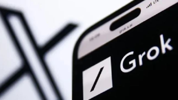 Fuite de conversations de 370 000 utilisateurs sur la plateforme d’IA « Grok »