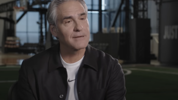 Od najniže stepenice do vrha: Počeli su kao pripravnici, a sada vode tvrtke poput Nikea i Boeinga