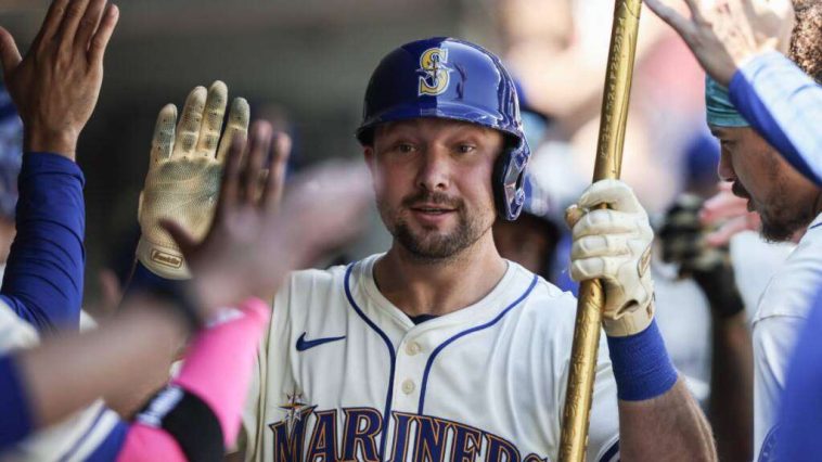 cal Raleigh’s 49th home run: catcher record broken