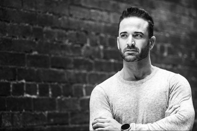 The New Number 1 AI Agent to Build a Profitable One-Person Business That Runs While You Sleep