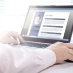 生成AIと新卒採用：なぜ米国と日本では未来が異なるのか