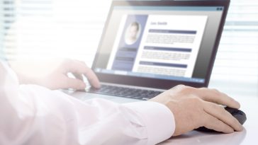 生成AIと新卒採用：なぜ米国と日本では未来が異なるのか