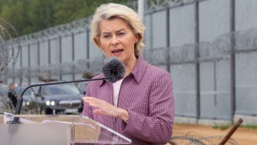 Avion kojim je Ursula Von der Leyen letjela za Bugarsku ostao bez GPS navigacije: Iza svega stoje Rusi?