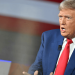 ‏ترامب: سنفرض تعريفات جمركية كبيرة نسبيًا على أشباه الموصلات