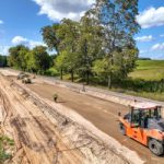 Jedna z największych polskich firm budowlanych z dużym zysków. W dół poszły też przychody