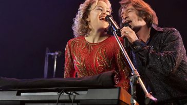 Trailers: “Song Sung Blue,” “Novelle Vauge”