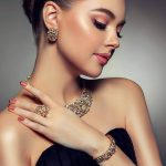 El talento en los cursos oficiales de joyería de la ciudad de Vigo, en España, llama la atención de la alta joyería europea