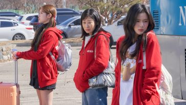 Lee Sun Bin, Ra Mi Ran, And Jo Aram Stand Out As Awkward Outsiders At Company Workshop In “To The Moon”