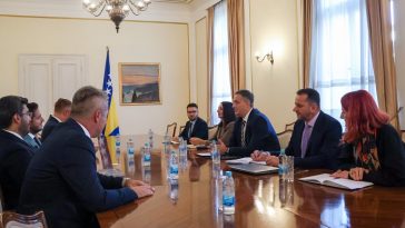 Bećirović se sastao s predstavnicima turske kompanije Eksim Holding i AS grupacije