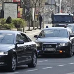STIŽE 30 AUTOMOBILA: Najskuplje limuzine za Lendu i Stojanovića