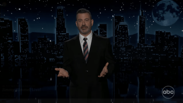 Jimmy Kimmel cries during late-night monologue after returning from ABC suspension