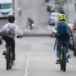 Gefährlicher Weg zur Schule: Mehr Unfälle auf Schulwegen bei Kindern – Versicherung warnt