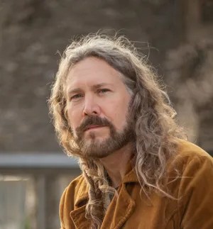 Review: Buck Curran’s ‘Far Driven Sun’ Reunites a Beloved Sobell Guitar with a Master of Acoustic Atmosphere