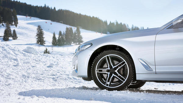 Test zimskih gum: kako zelo močno Kitajci zaostajajo za uveljavljenimi znamkami?