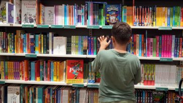 Dal 1° ottobre al via la Carta della Cultura da 100 euro per l’acquisto di libri: ecco chi può richiederla e come fare