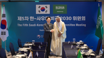 ‎Saudi Arabia invites Korean firms to invest in exceptional opportunities: Al Falih