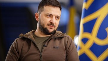 Guardian: Zelenski pravi, da se Putin pripravlja na napad na še eno evropsko državo