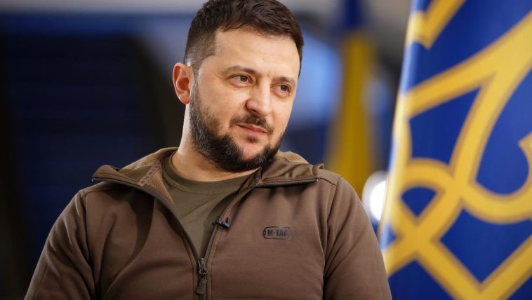 Guardian: Zelenski pravi, da se Putin pripravlja na napad na še eno evropsko državo