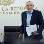 Adán Augusto López descarta ‘fuego amigo’; ‘declaré al SAT en tiempo y forma’