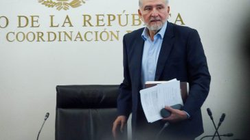 Adán Augusto López descarta ‘fuego amigo’; ‘declaré al SAT en tiempo y forma’