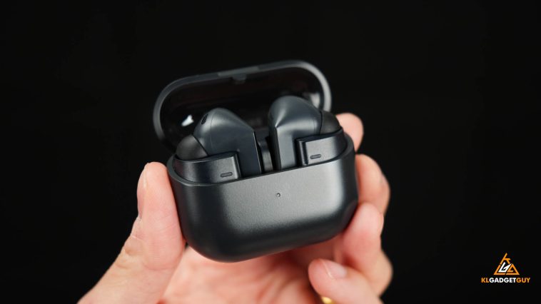 Samsung Galaxy Buds3 FE Review: Good Budget Proposition, Awkward Existence