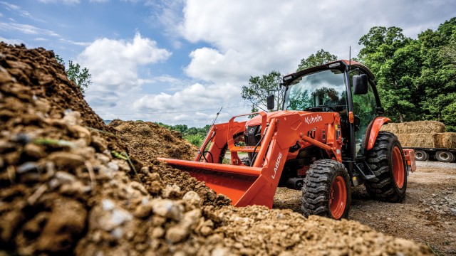 Kubota highlights innovation with new compact tractor and CTL update at Kubota Connect