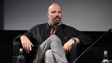 Yorgos Lanthimos Jokes He Needs an AI Avatar to Get Out of Promoting His Films: “Do I Have to Say the Same Thing a Thousand Times?”