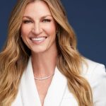 Why NFL Broadcaster Erin Andrews Chose to Face Cancer Silently
