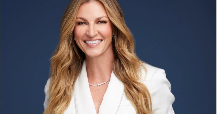 Why NFL Broadcaster Erin Andrews Chose to Face Cancer Silently