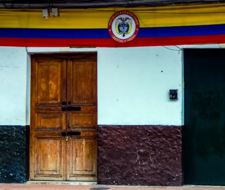 El pueblo de Colombia que es tranquilo, pero guarda un laberinto de túneles bajo tierra