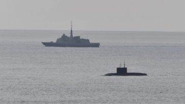 NATO boss mocks Russian navy, which is on the hunt for Red October “the nearest mechanic”