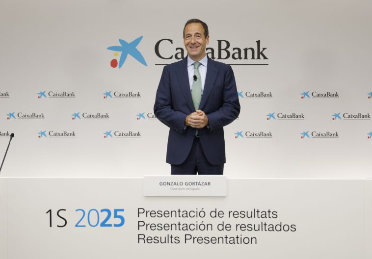 El dinero paciente respalda el rally de Caixabank y Bankinter 