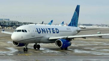 United Airlines expects premium flyers to fuel record revenue for the rest of the year