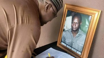 Gbenga-Hashim Visits, Condoles With Family Of Late Aremson, Says Great Star Has Fallen