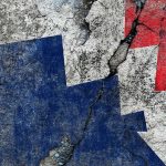 Lecornu todavía tiene trabajo: S&P rebaja la calificación de la deuda de Francia a A+