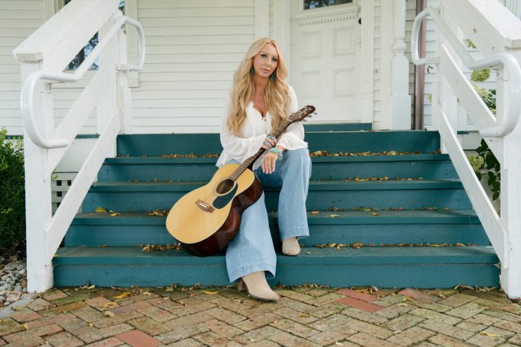 Becca Bowen Talks Faith, Family, and Her New Single “Mama’s Prayer”