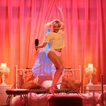 Sabrina Carpenter Performs “Manchild” and “Nobody’s Son” on Saturday Night Live: Watch