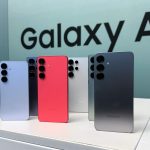 Hey Canada, what smartphone do you use?