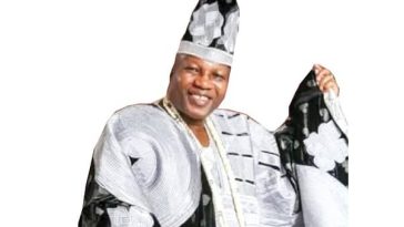 Tinubu celebrates Asiwaju Olayinka Fasuyi at 70