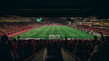 Crisis en la Premier League: un club histórico se declara en concurso de acreedores