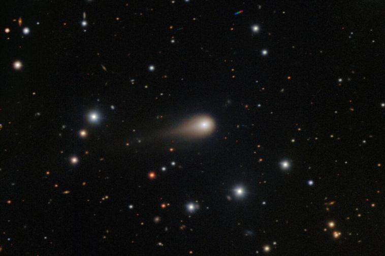 Interstellar Comet 3I/ATLAS Dazzles As It Swoops Behind the Sun