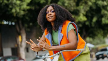 Watch Noname Turn Into a Bird in Video for New Song “Hundred Acres”