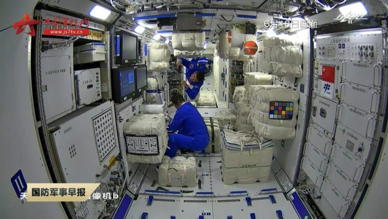 China’s Space Station Equips First Oven, Enabling On-Orbit Baking
