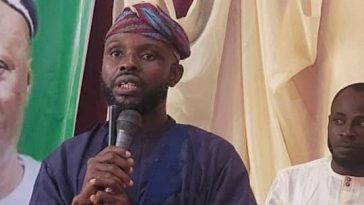 ATISBO LG Chairman, Bashir Alade, Calls for Cohesion, Unity, Donates N1m To Party