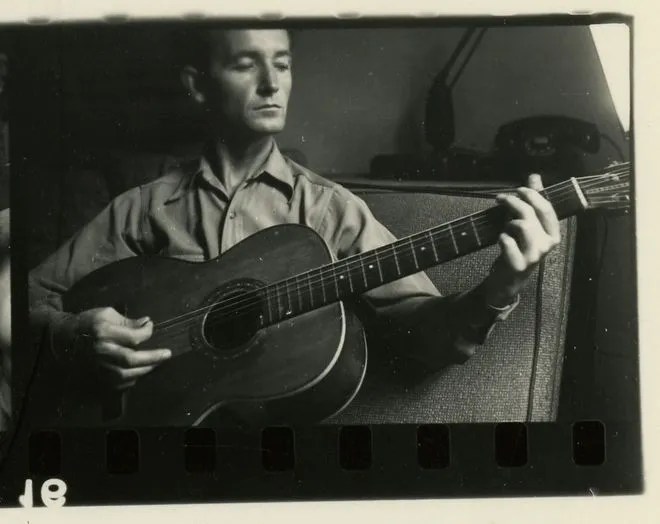 Review: Woody Guthrie’s Home Recordings Reveal an Intimate Final Chapter