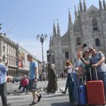 Milano-Cortina, i Giochi fanno volare gli affitti brevi: per gli host nel capoluogo i guadagni crescono del 589%