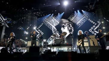 Watch the Killers Pay Tribute to Warren Zevon at the Rock & Roll Hall of Fame 2025 Induction Ceremony